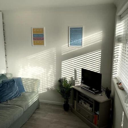 Self-Catering Studio In Beautiful Charmouth Extérieur photo